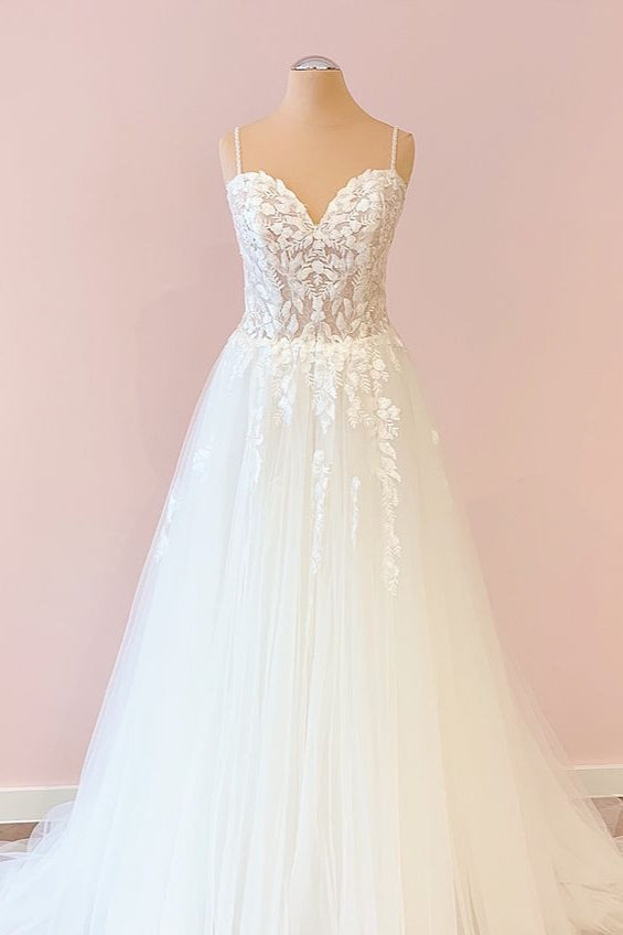 A-Line Spaghetti Straps Sweetheart Tulle Wedding Dress With Appliques Lace-Wedding Dresses-BallBride