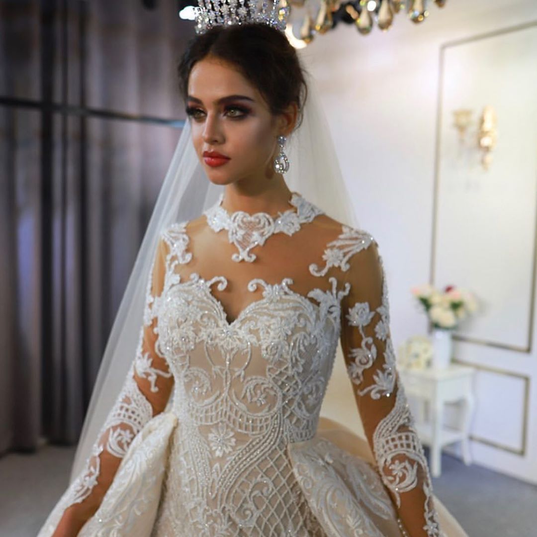 Amazing Sweetheart Long Sleeved Wedding Dress with Lace Appliques-Wedding Dresses-BallBride