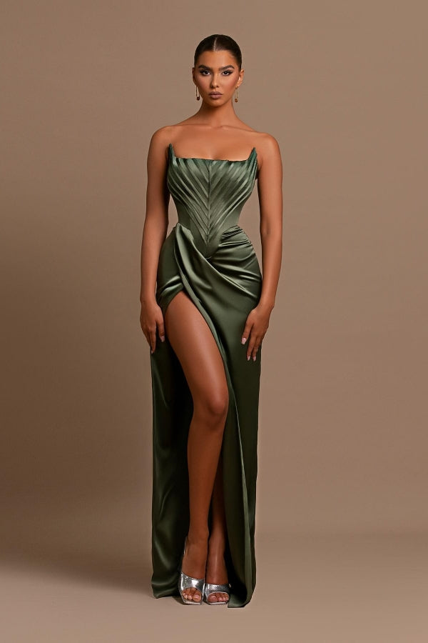 Attractive Green Sleeveless Mermaid Prom Dress with Split-BallBride