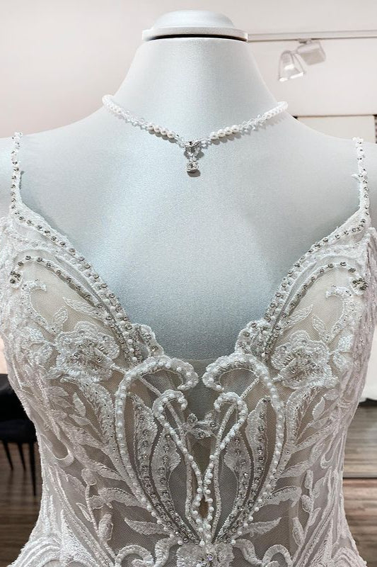 Chic V-Neck Spaghetti-Straps Wedding Dress with Lace Ruffles-Wedding Dresses-BallBride