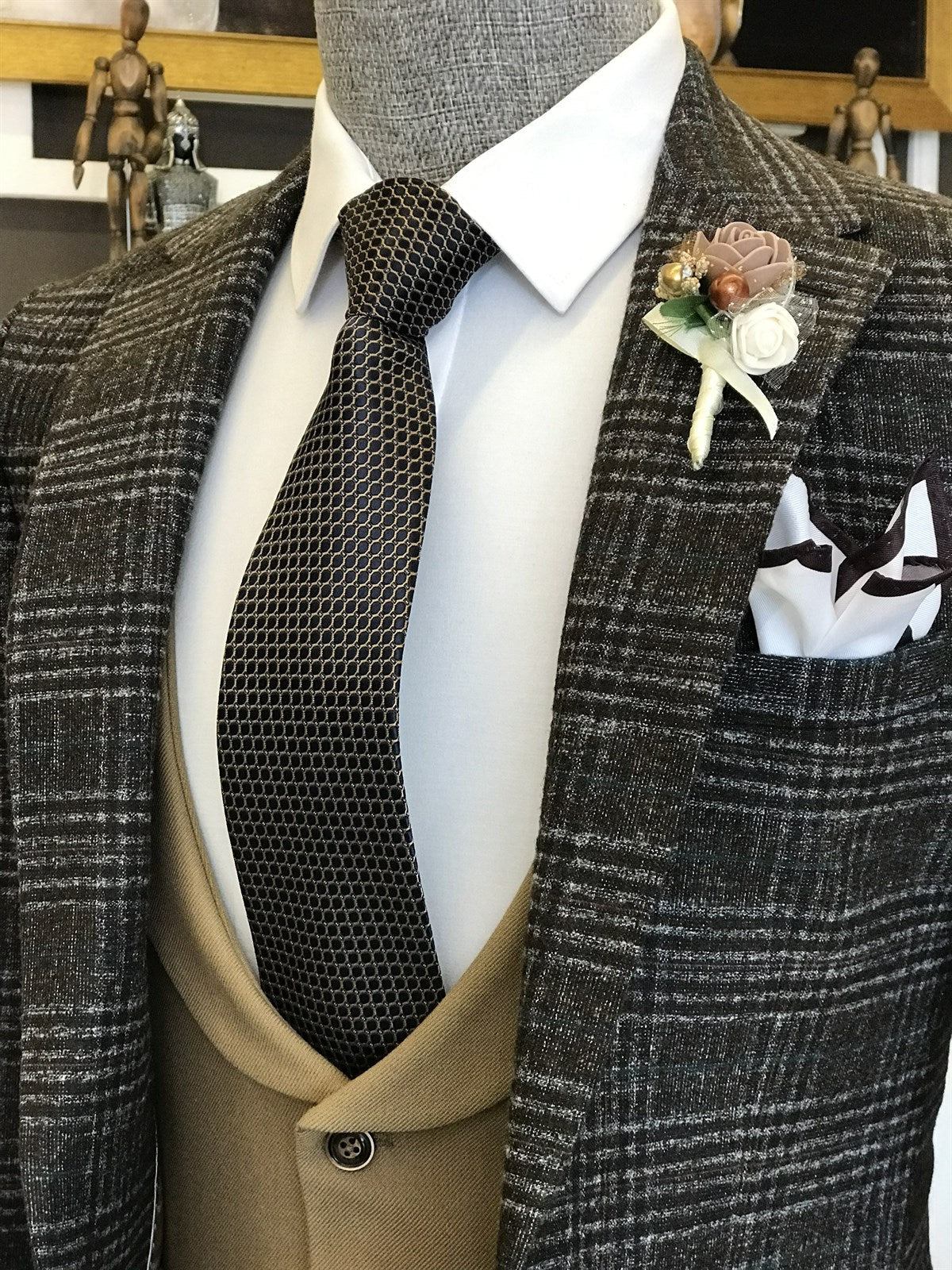 Dark Grey Plaid Business Men Suits - Bertran Chic 3 Pieces Peaked Lapel-Wedding Suits-BallBride