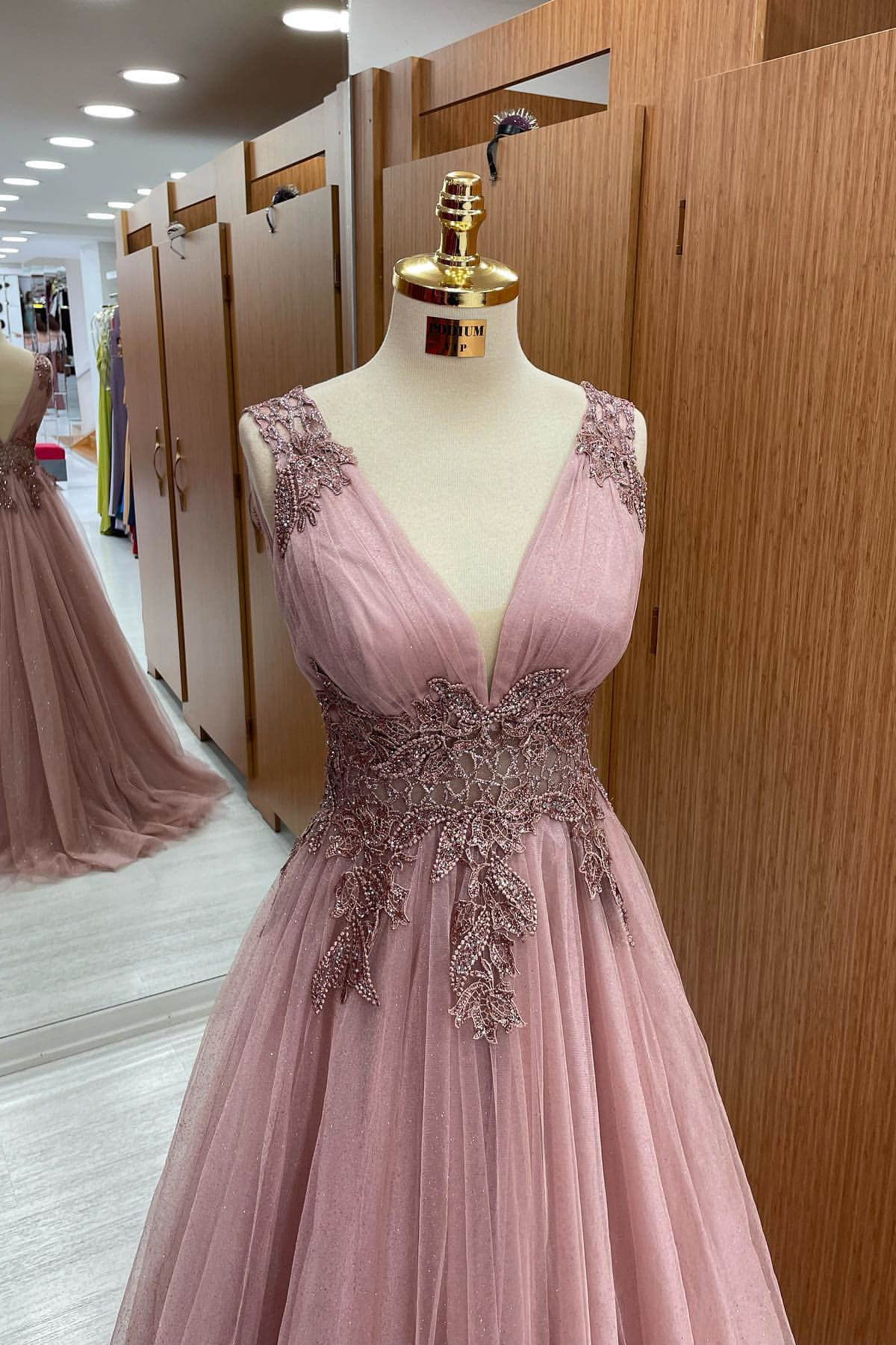 Dusty Pink Sleeveless Long Prom Dress With Tulle Appliques and V-Neck-BallBride