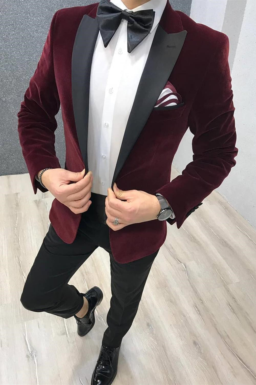 Elegant 2 Piece Burgundy Velvet Reception Suit With Black Satin Peak Lapel for Men - Slim Fit-Prom Suits-BallBride