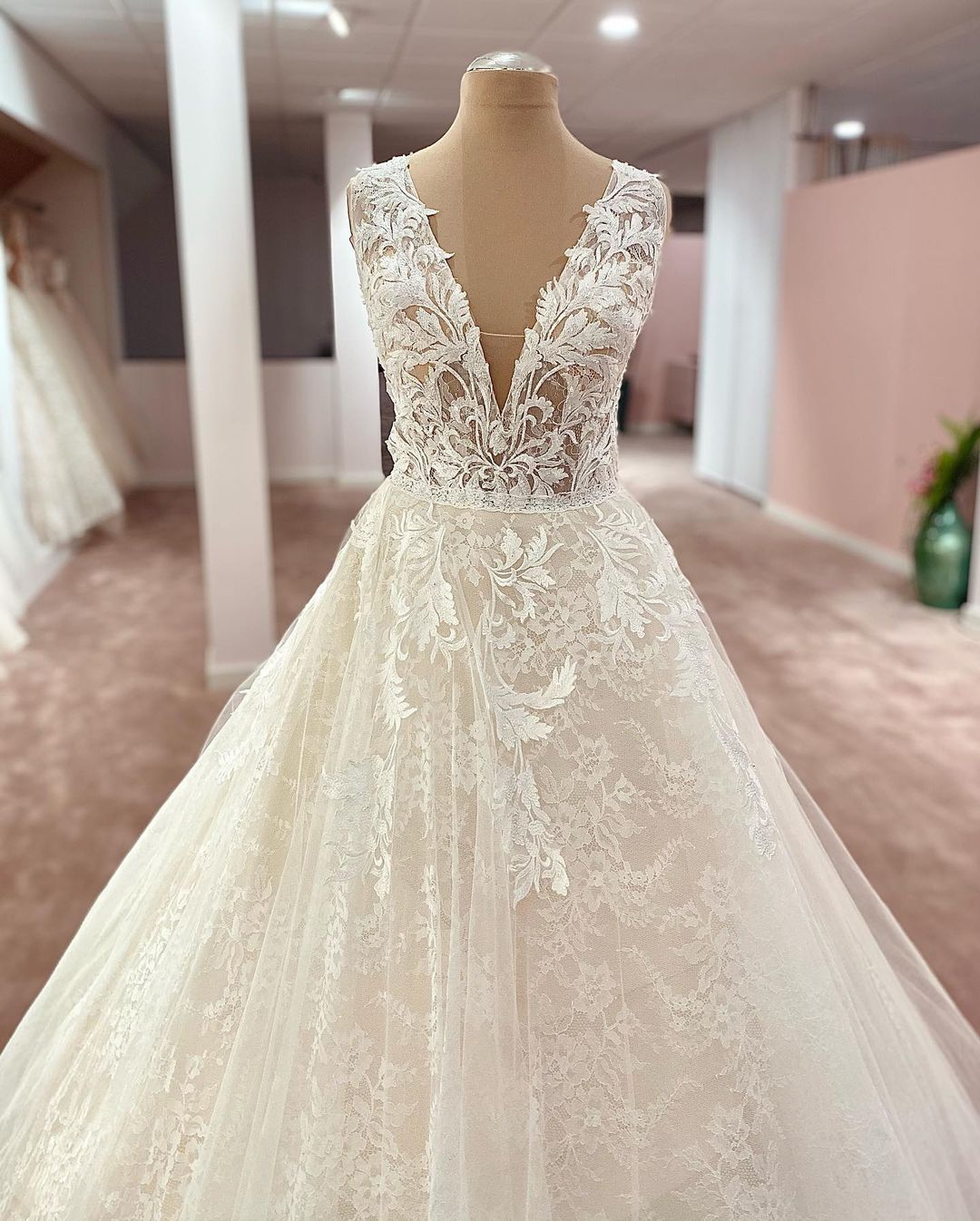 Elegant A-Line Wedding Dress with Appliques and Lace Tulle Detail-Wedding Dresses-BallBride