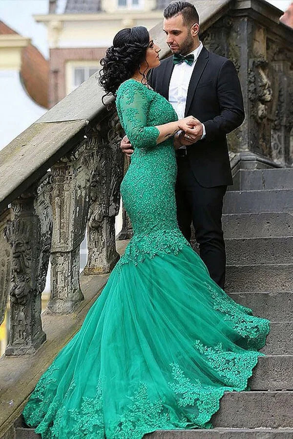 Gorgeous Long Sleeves Mermaid Emerald Green Evening Dress With Lace Appliques-BallBride