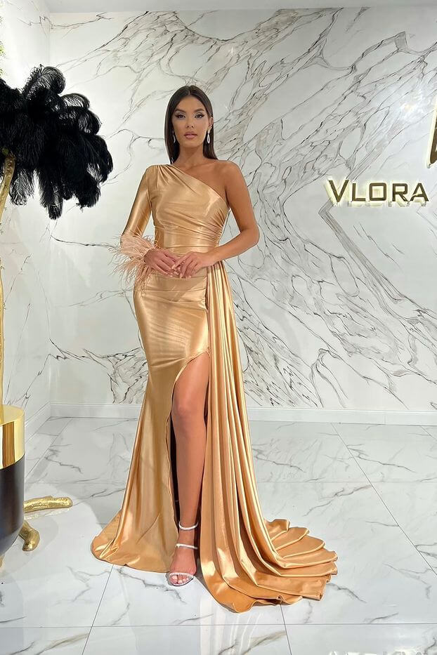 Gorgeous Long Sleeves Mermaid Prom Dress With Slit & Feathers One Shoulder-BallBride