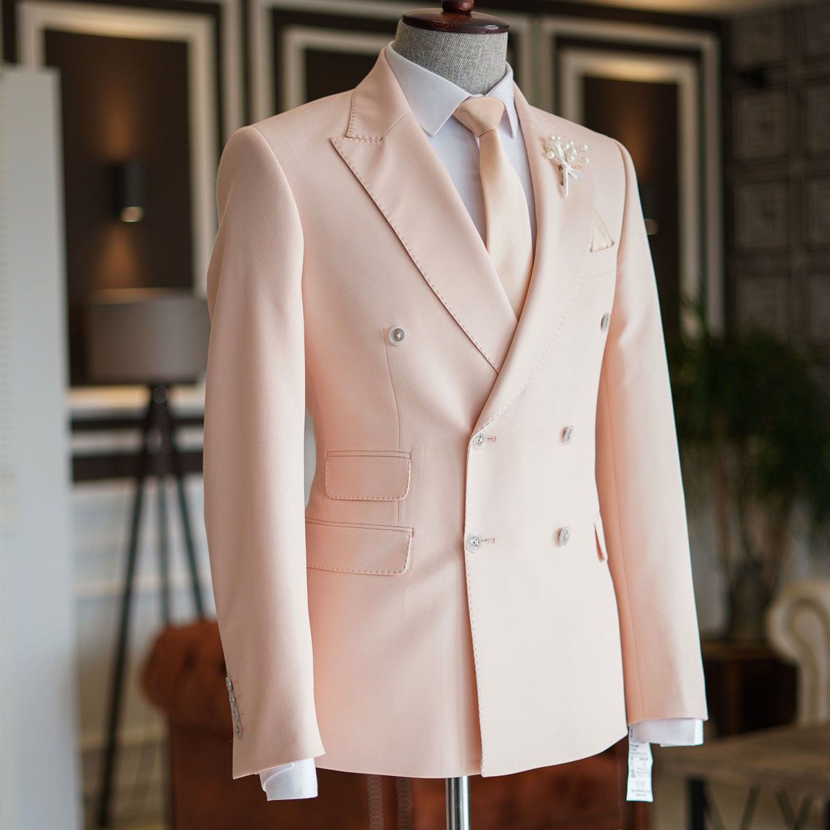 Look Gorgeous in a Pink Double Breasted Reception Suit with Peaked Lapel-Prom Suits-BallBride
