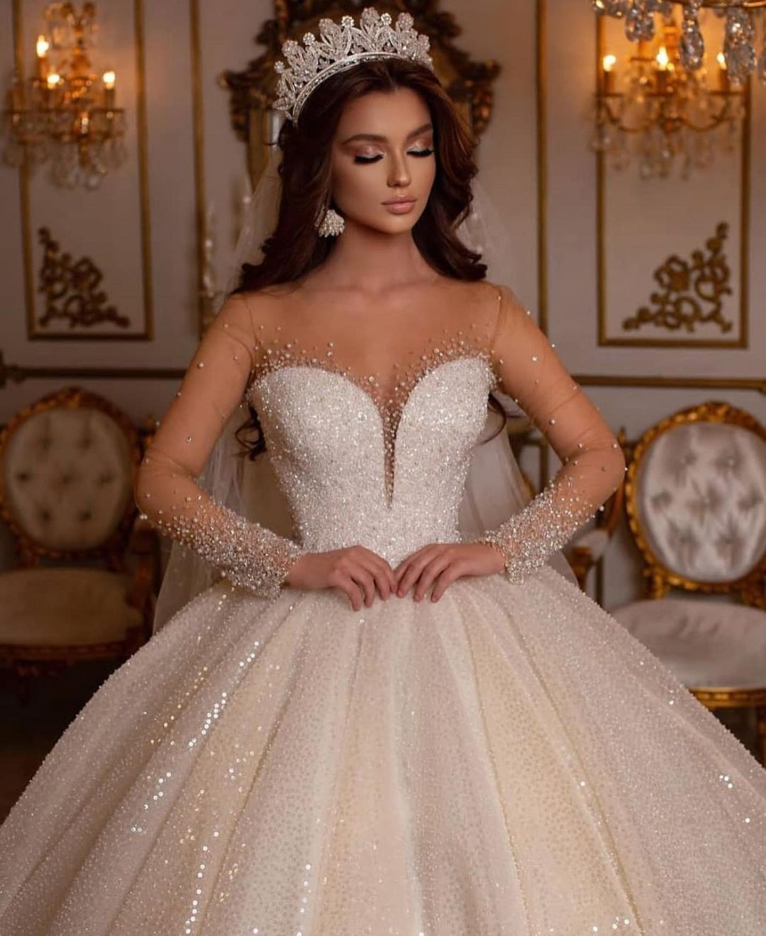 Luxury Sweetheart Wedding Dress with Long Sleeves and Ball Gown-Wedding Dresses-BallBride