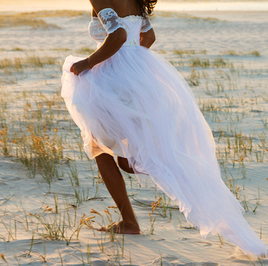 Romantic Summer Beach Wedding Dress with Tulle and Lace Bridal Gown-Wedding Dresses-BallBride