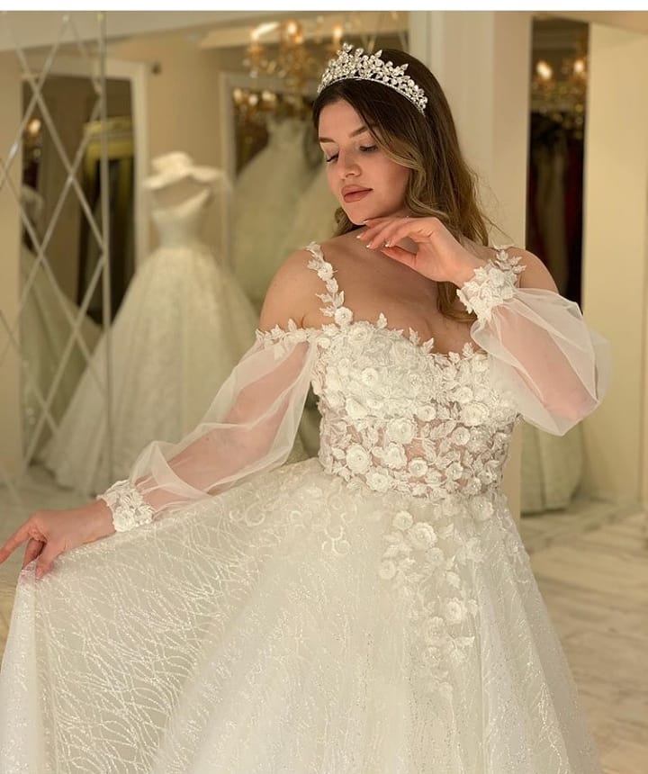 Stunning Sweetheart Spaghetti-Straps Long Wedding Dress With Sleeves-Wedding Dresses-BallBride